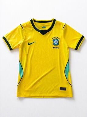 Women’s Brazil World Cup Home Jersey 
Sizes S M L XL 
100% Polyester